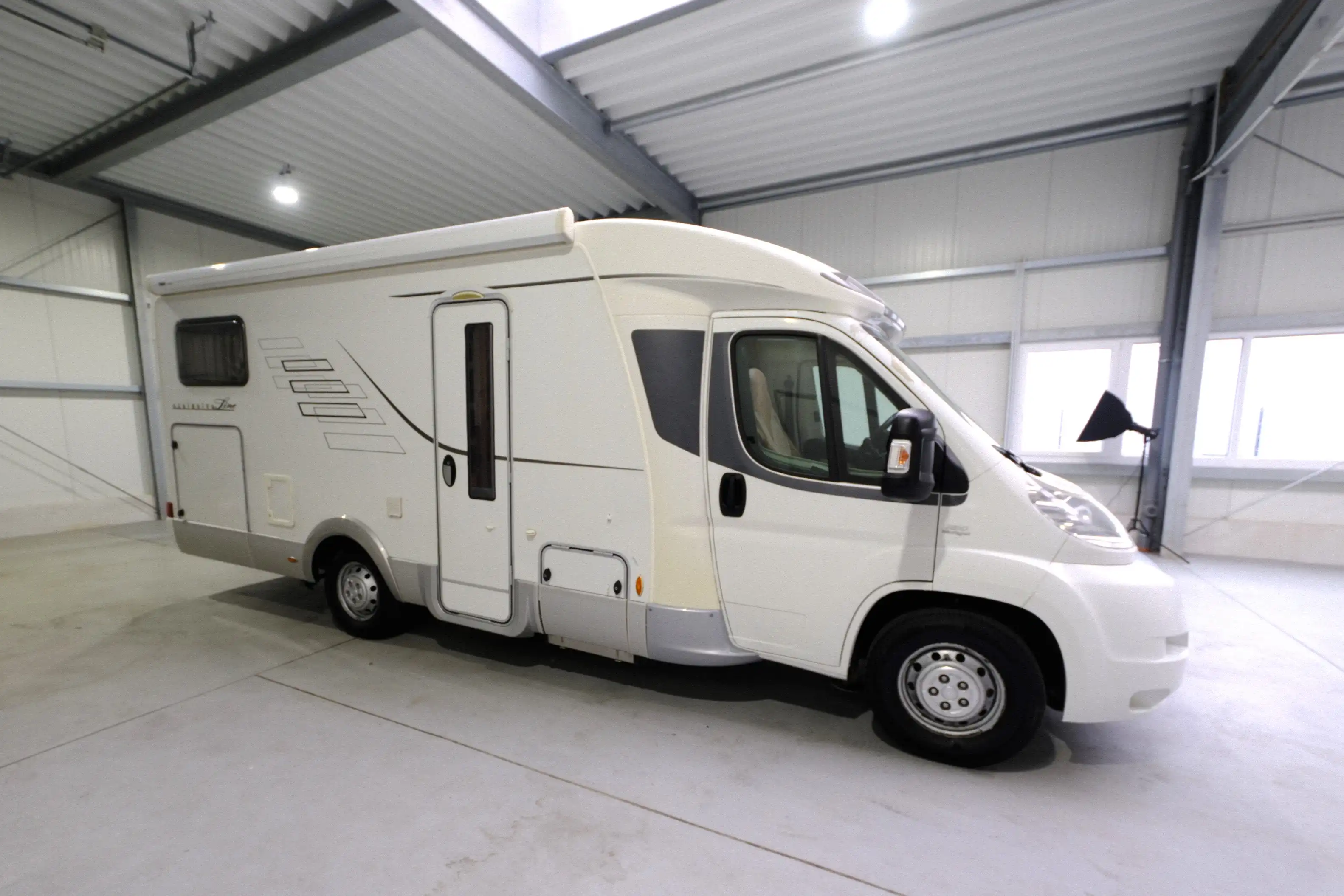 HYMER-ERIBA Excusive Line T 614 CL